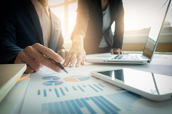 ליווי עסקים